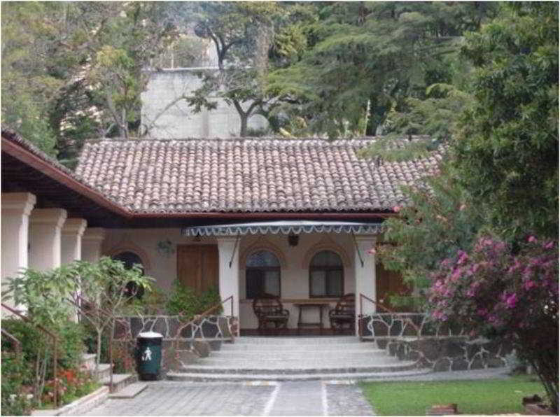 Regis Hotel Spa Panajachel Exterior foto